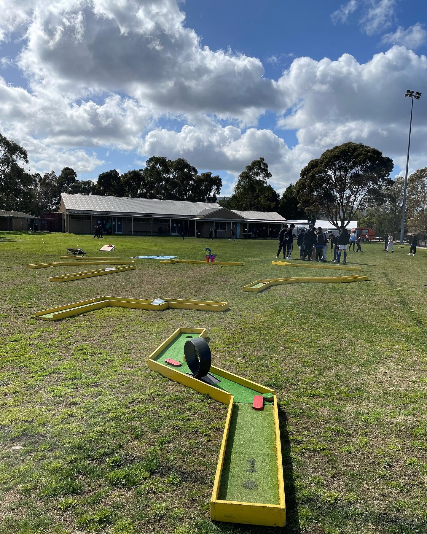 Mini Golf (9 Holes)